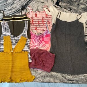 🌺Bundle of Women’s Tops🌺🌺Forever 21, L.A. Hearts &etc. Lot of 8🌺🌺Size Small